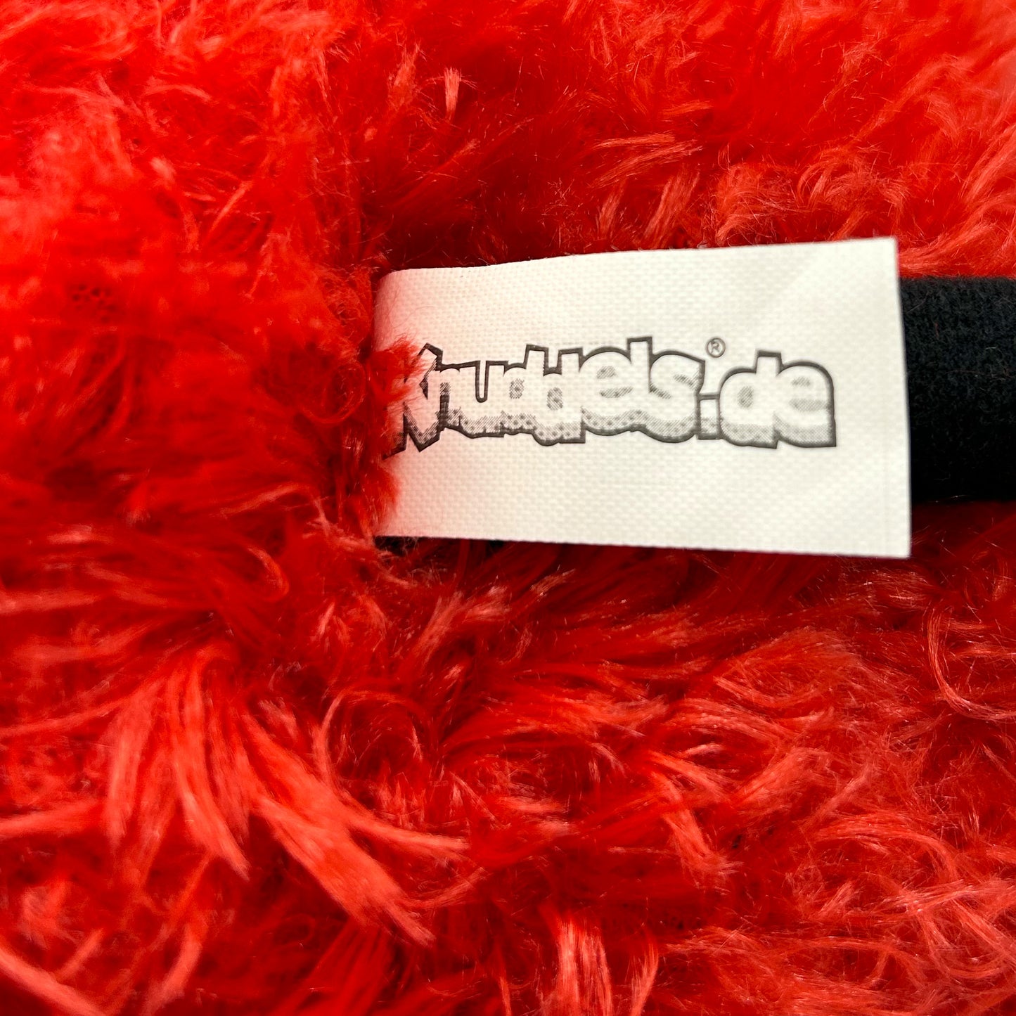 Der Plüschknuddel Devil